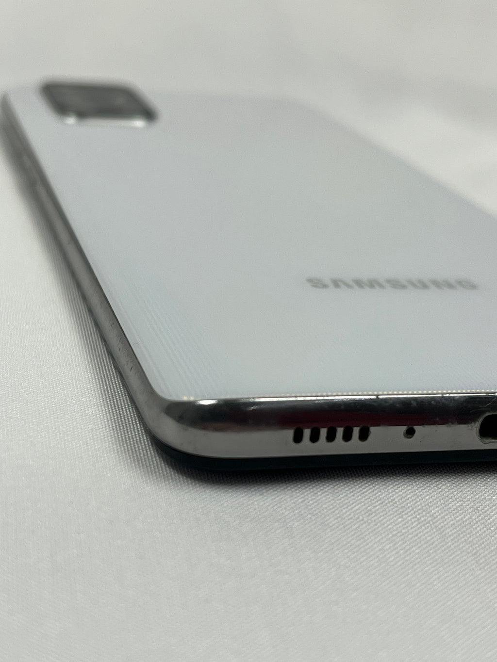 Samsung Galaxy A71 Bianco 128GB - Ottime Condizioni, Sbloccato, Garantito