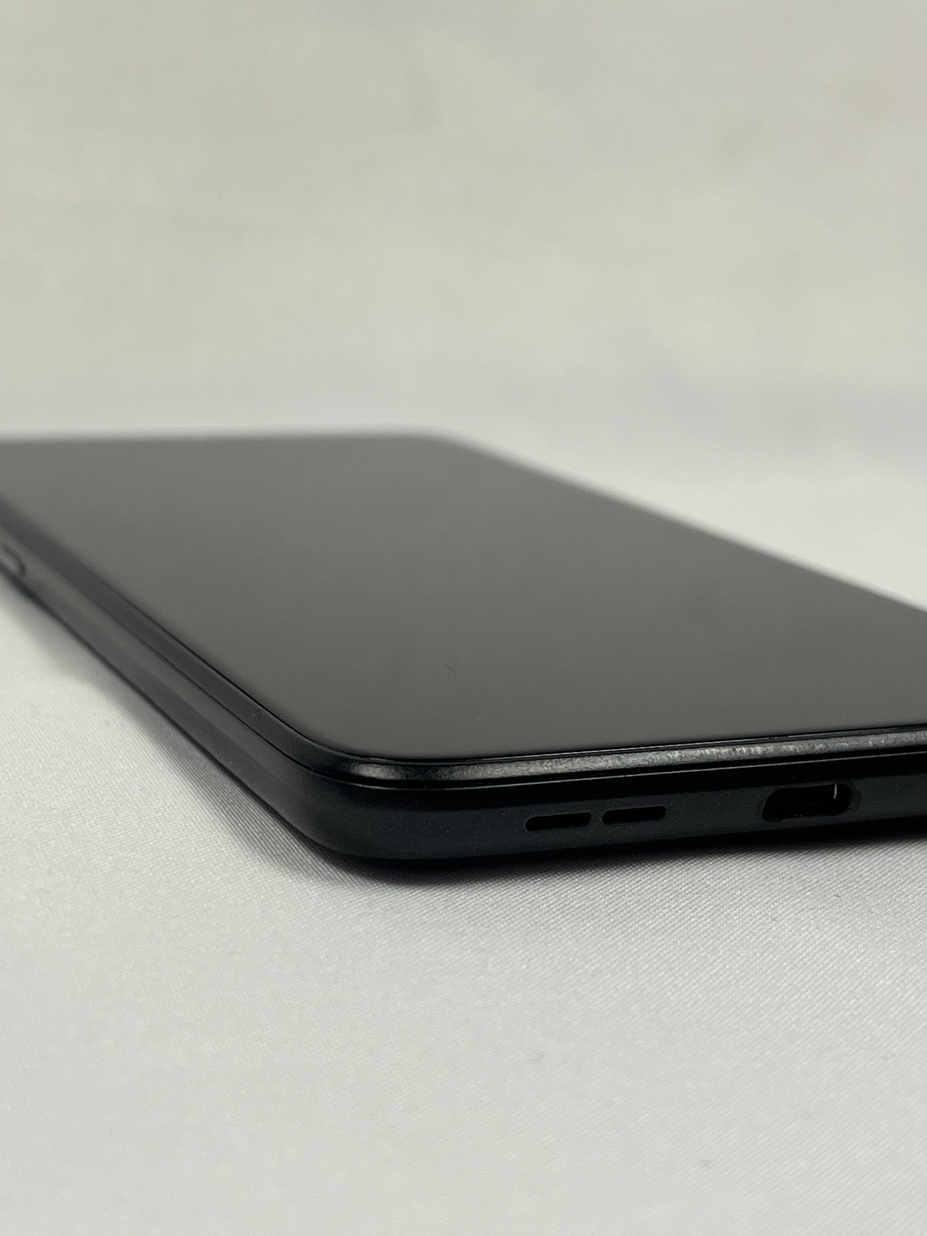 Alcatel 1SE 64GB Nero – Grado B – Usato e Testato – Smartphone Affidabile