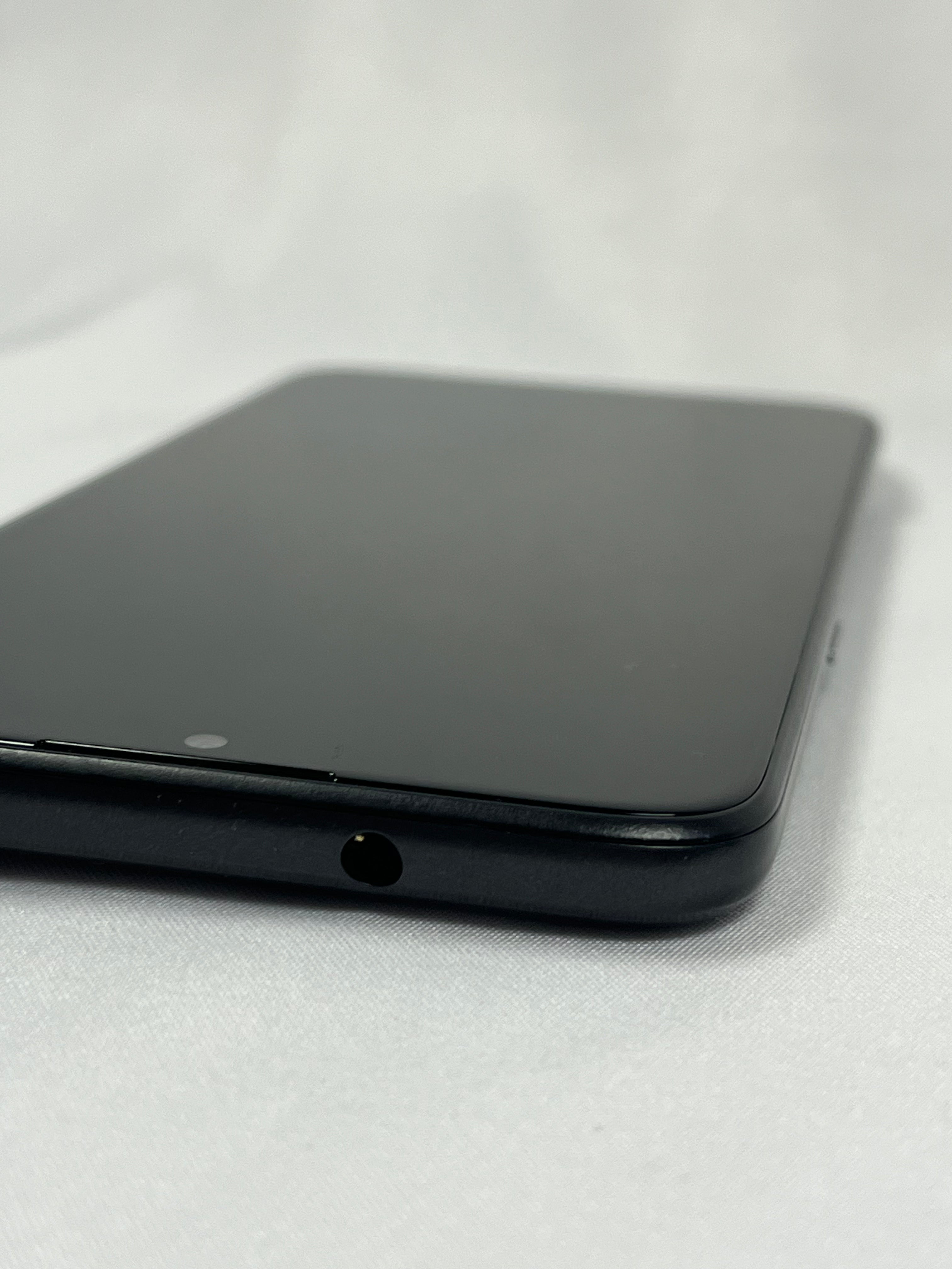 Alcatel 1SE 64GB Nero – Grado B – Usato e Testato – Smartphone Affidabile