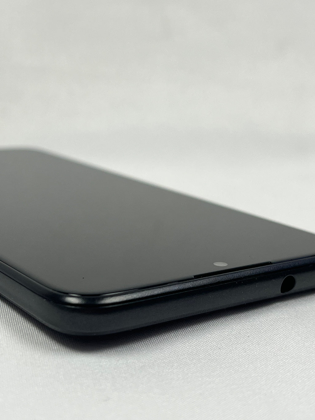 Alcatel 1SE 64GB Nero – Grado B – Usato e Testato – Smartphone Affidabile