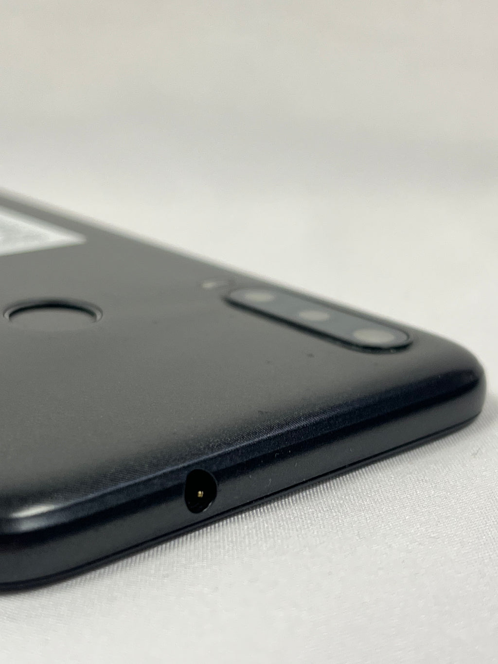 Alcatel 1SE 64GB Nero – Grado B – Usato e Testato – Smartphone Affidabile