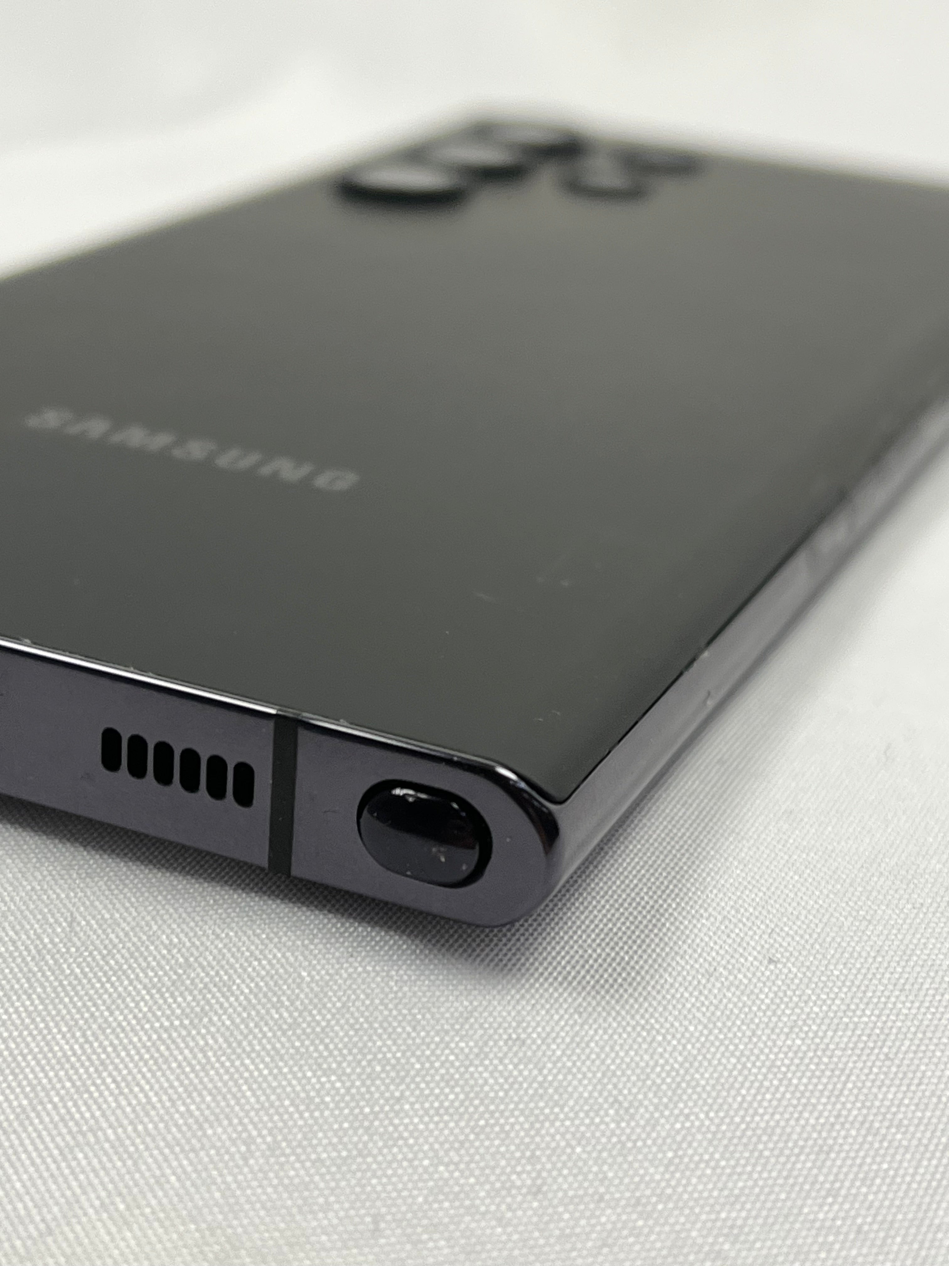 Samsung Galaxy S22 Ultra 5G 256GB Nero – Testato – Perfette Condizioni