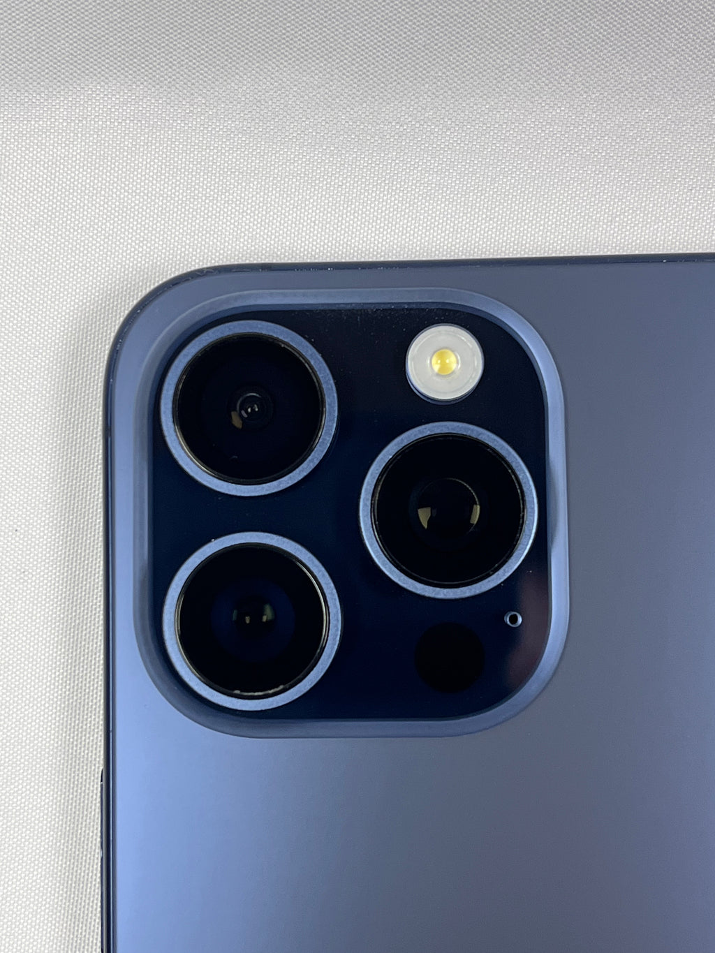 Apple iPhone 15 Pro Max 256GB Titanio Blu Sbloccato Batteria Sostituita