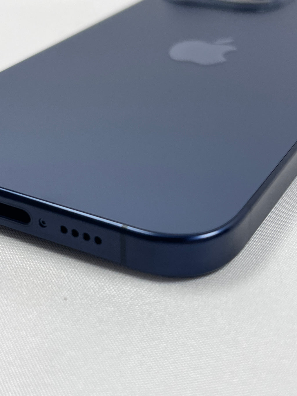 Apple iPhone 15 Pro Max 256GB Titanio Blu Sbloccato Batteria Sostituita