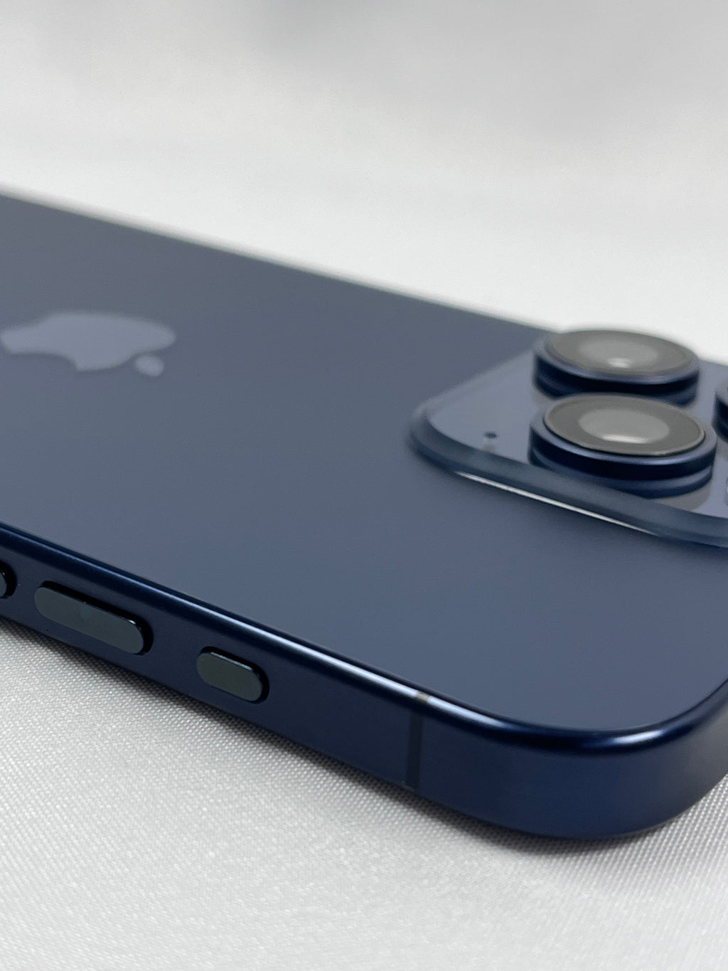Apple iPhone 15 Pro Max 256GB Titanio Blu Sbloccato Batteria Sostituita
