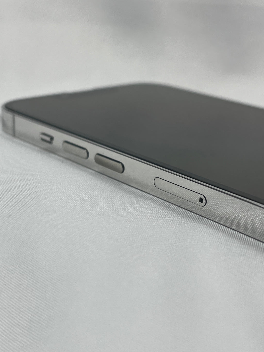 Apple iPhone 13 Pro 256GB Silver Sbloccato Schermo e Batteria Sostituiti