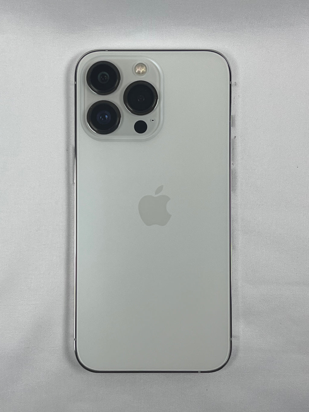 Apple iPhone 13 Pro 256GB Silver Sbloccato Schermo e Batteria Sostituiti