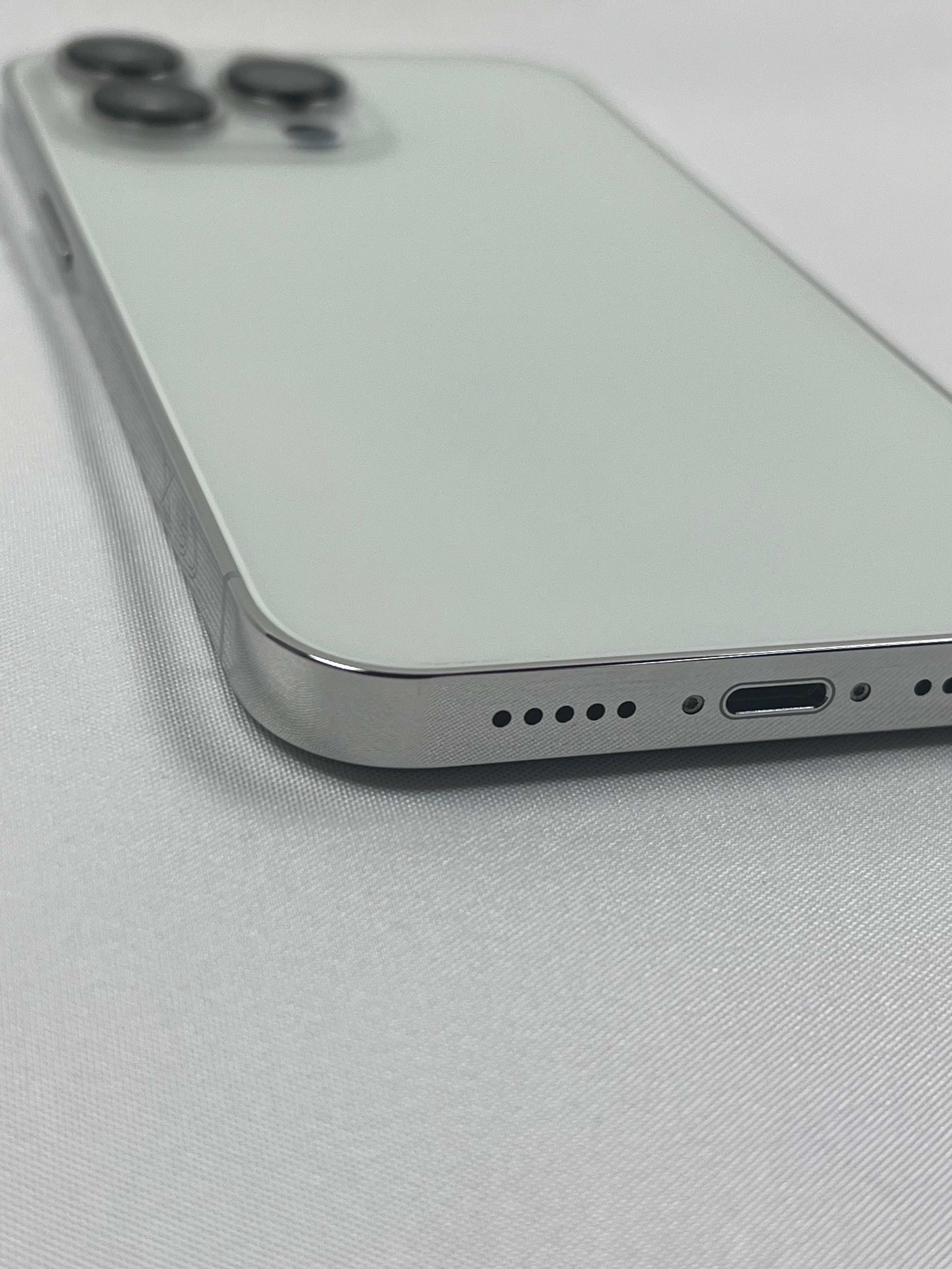 Apple iPhone 13 Pro 256GB Silver Sbloccato Schermo e Batteria Sostituiti