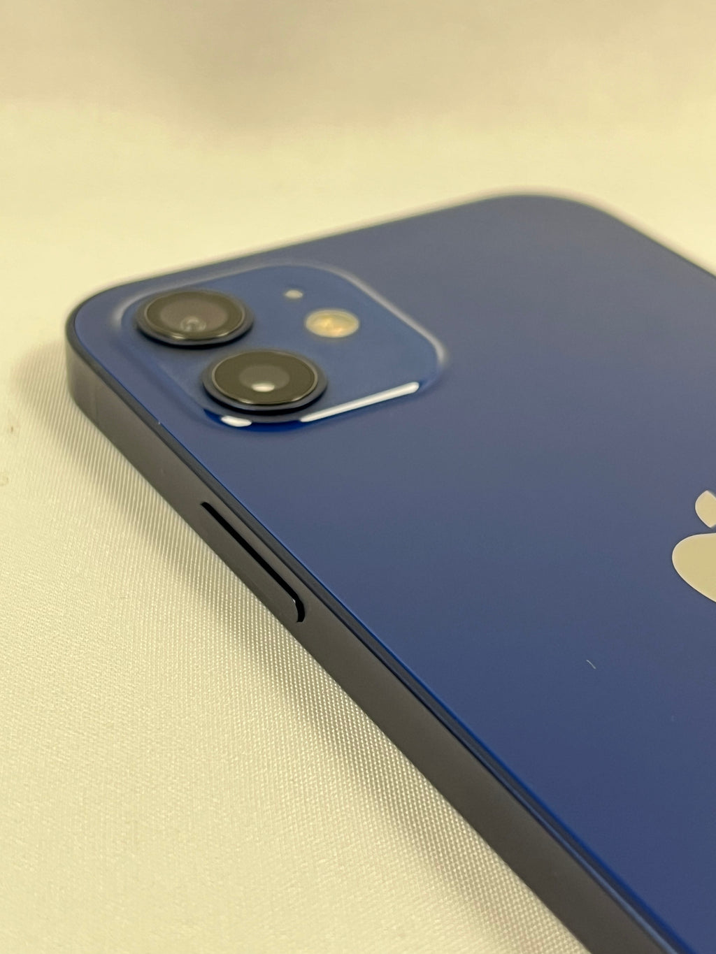 Apple iPhone 12 64GB Blu Sbloccato Testato Come Nuovo