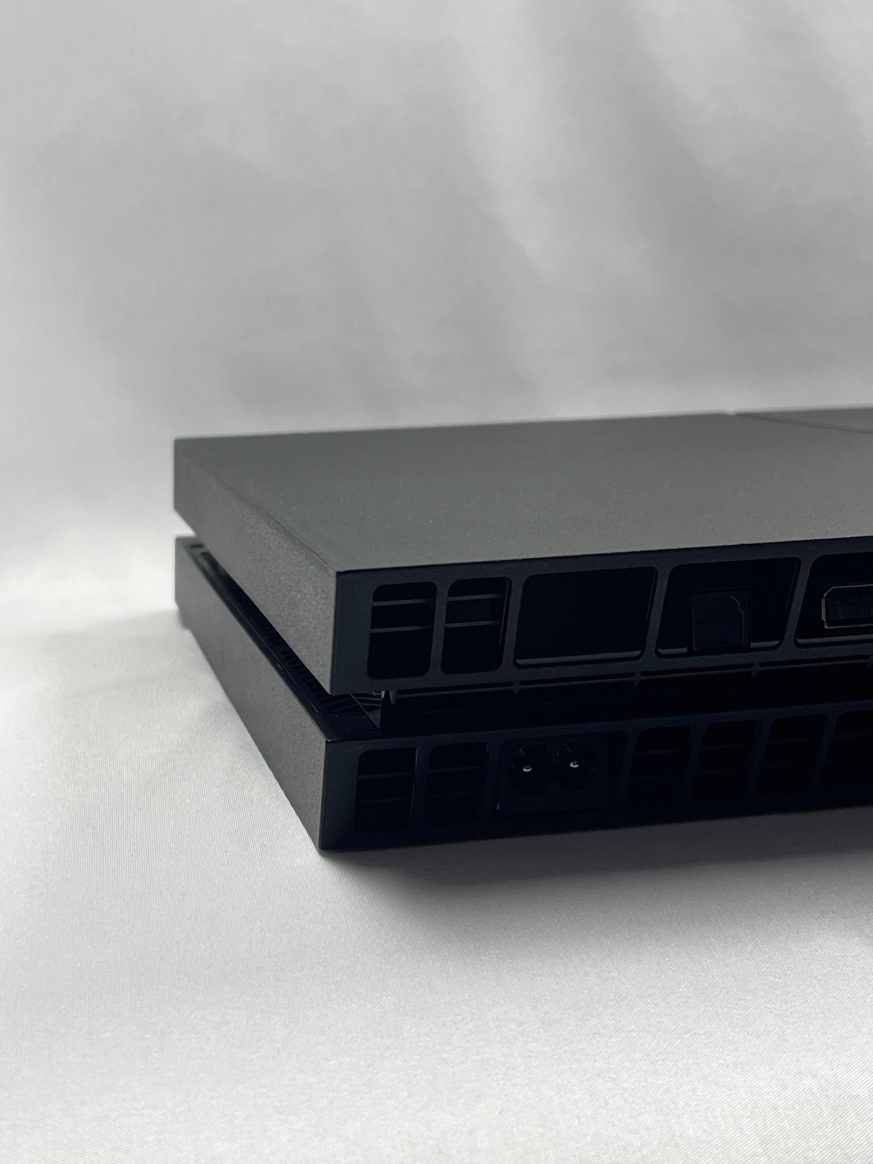 Sony PlayStation 4 PS4 Fat 500GB Nera CUH-1216A Ricondizionata – Grado B+