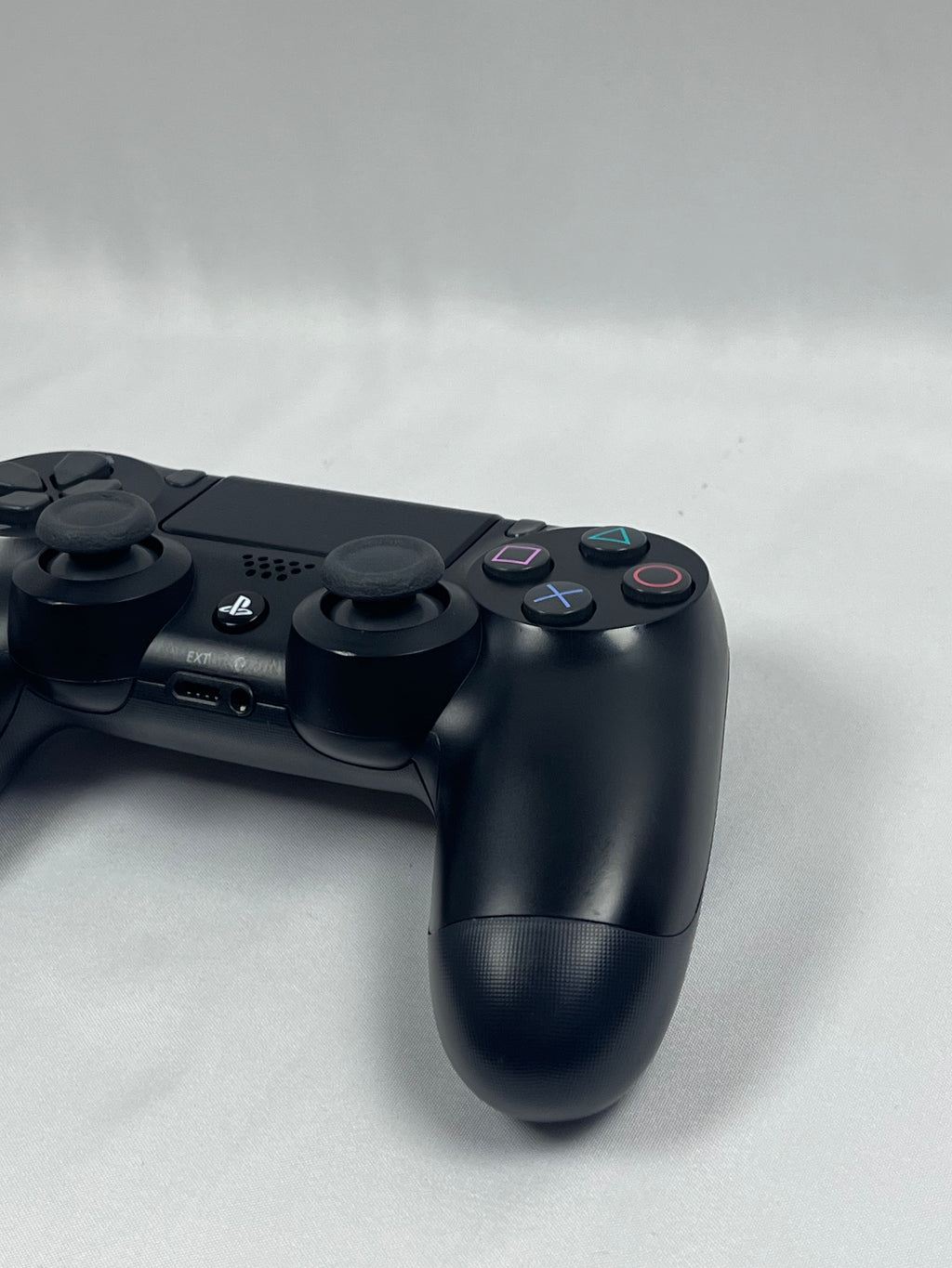 Controller Sony DualShock 4 V2 PS4 Originale Nero CUH-ZCT2E Ricondizionato – Grado B Alto