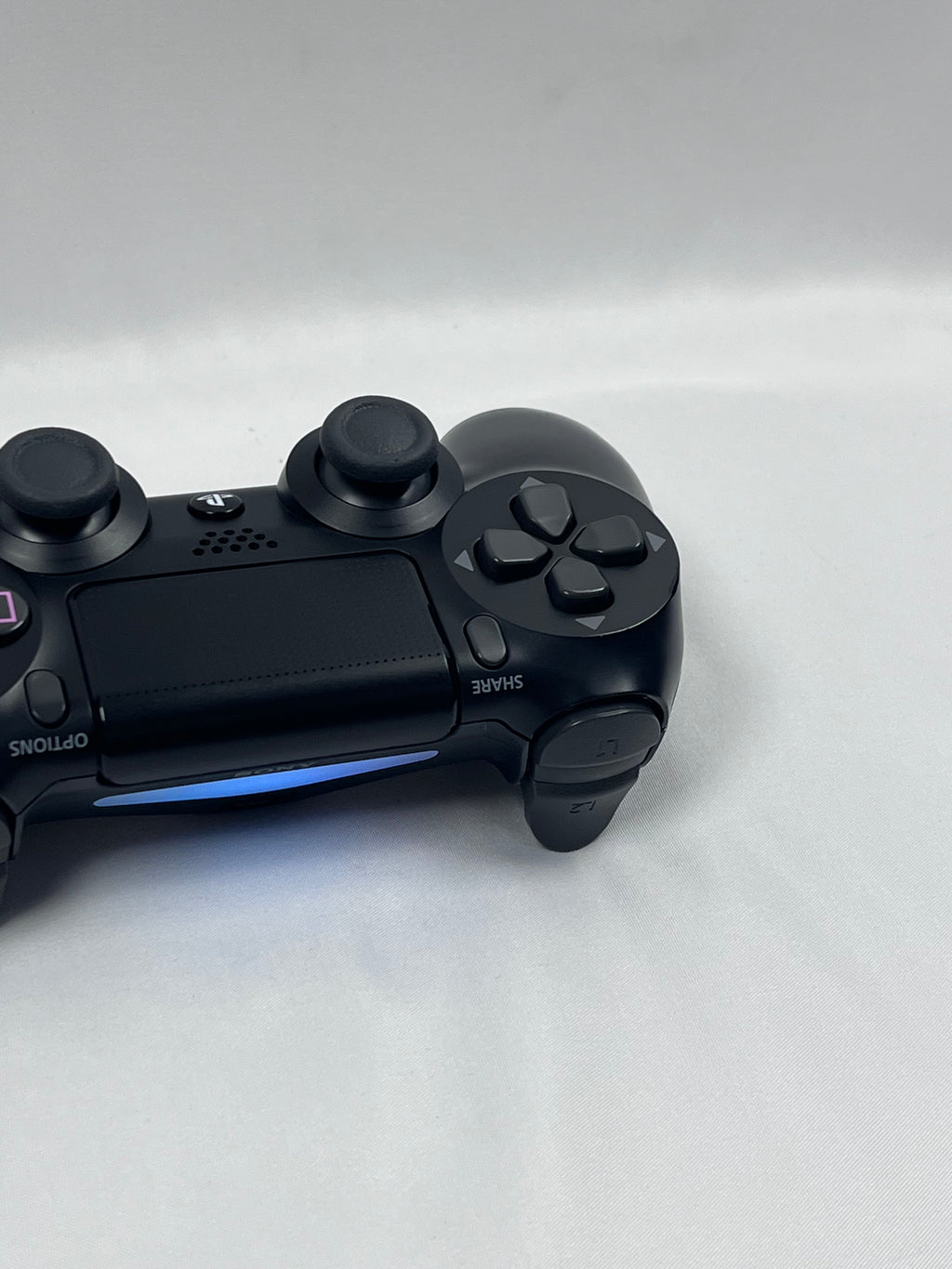 Controller Sony DualShock 4 V2 PS4 Originale Nero CUH-ZCT2E Ricondizionato – Grado B Alto